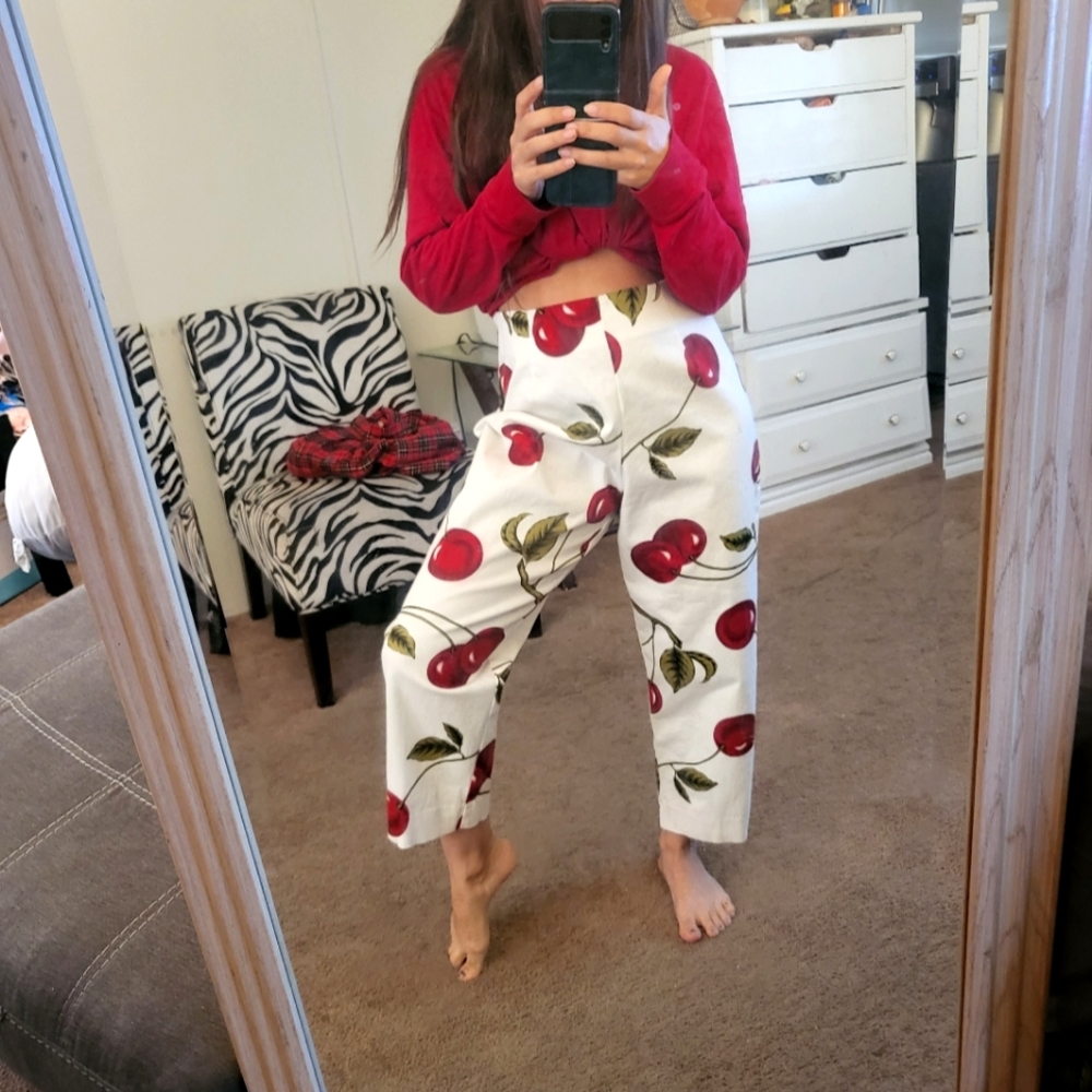 Cherry Vintage 🍒 Pants